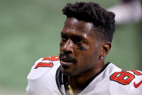 antonio brown pool|Antonio Brown Breaks Silence On The Disturbing。